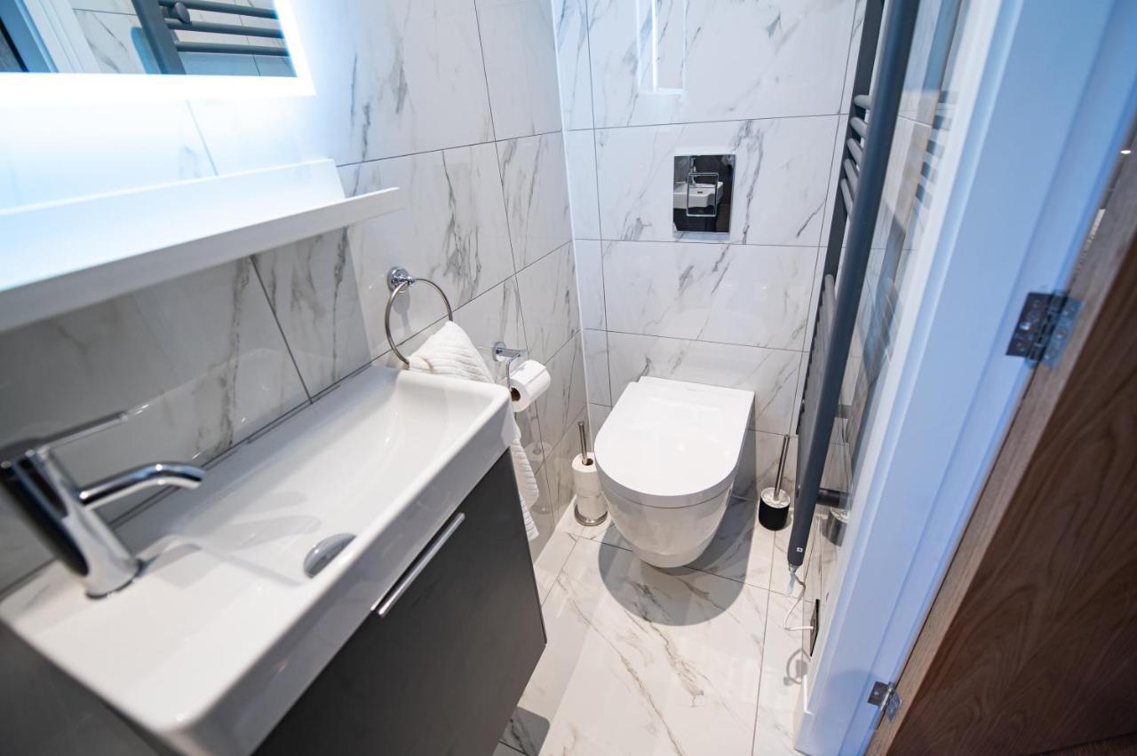 The Nest - Luxury 16 Person Apt W Jacuzzi & Parking Блэкпул Экстерьер фото