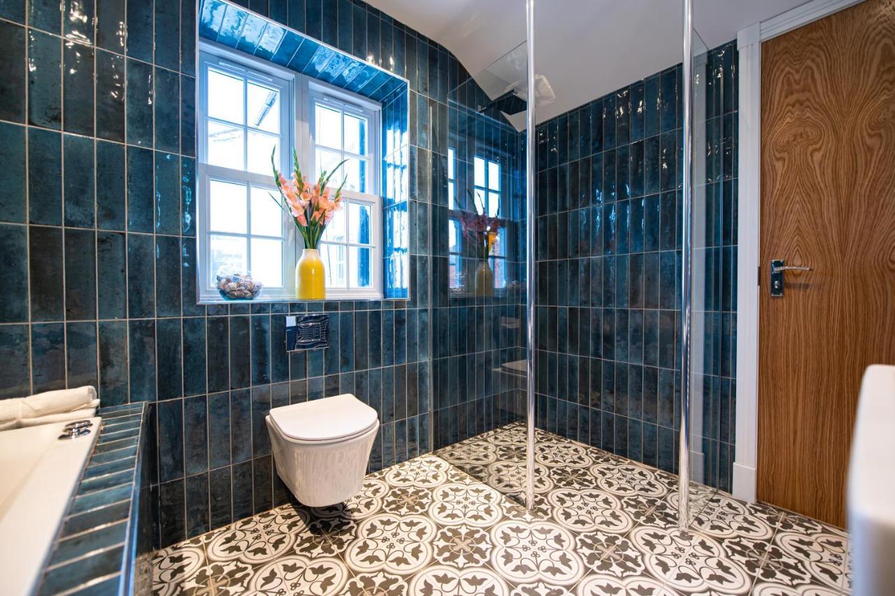 The Nest - Luxury 16 Person Apt W Jacuzzi & Parking Блэкпул Экстерьер фото